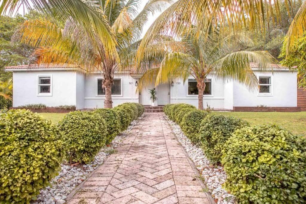 House With Pool And Bbq, 12 Min To The Beach Βίλα Miami Shores Εξωτερικό φωτογραφία